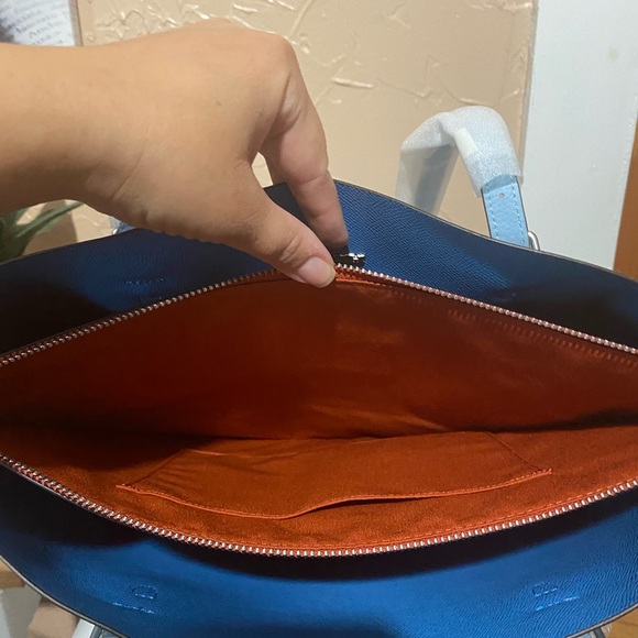 Coach Zippered Tote NWT - Picture 8 of 12